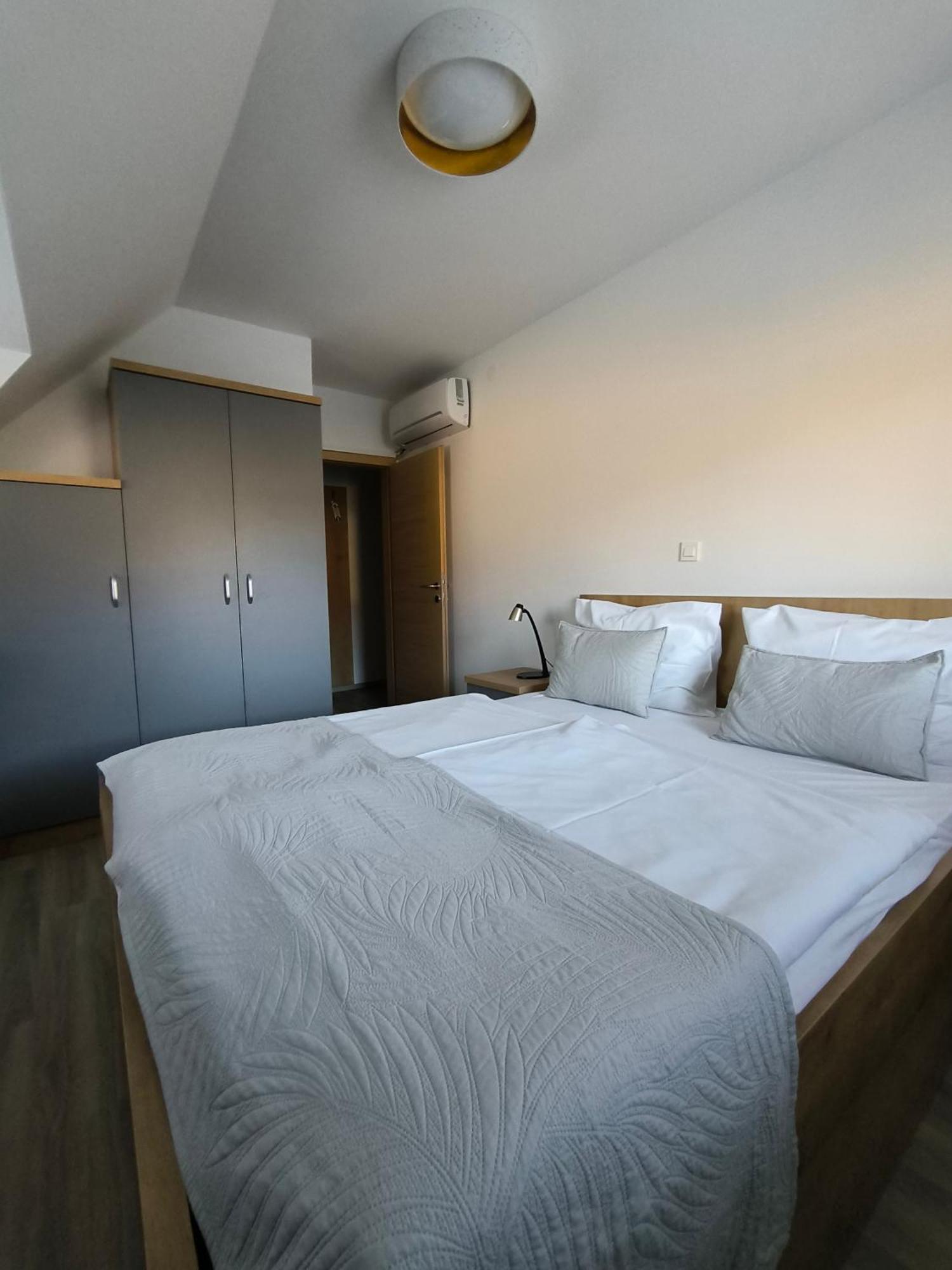 Guesthouse Haler Podcetrtek Ngoại thất bức ảnh