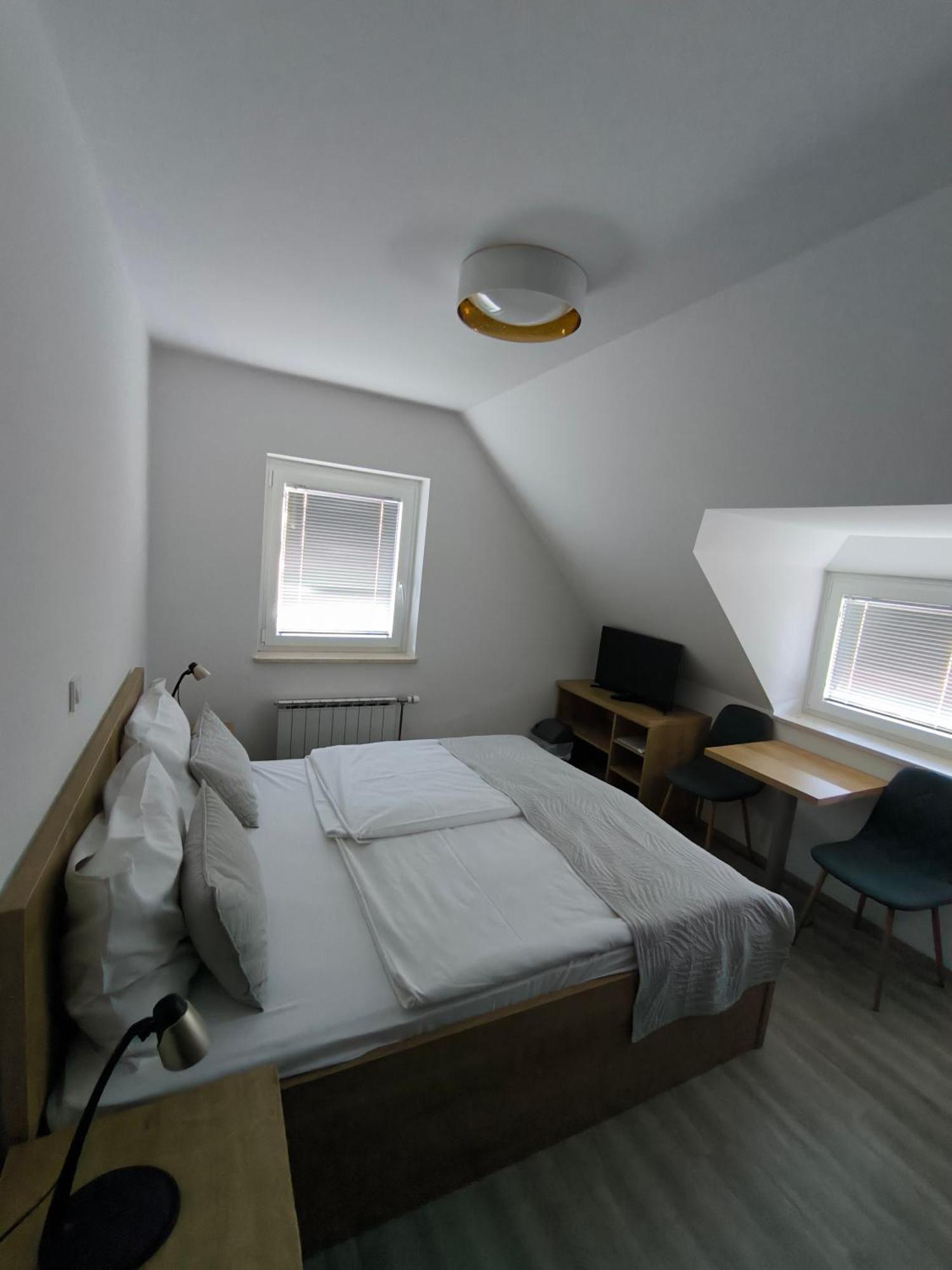 Guesthouse Haler Podcetrtek Ngoại thất bức ảnh